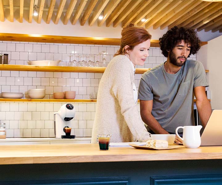 Máquina de Café GENIO S Basic AUTOMÁTICA BRANCA NESCAFÉ® Dolce Gusto® em sua casa