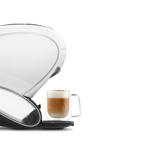 Comparação frente a frente entre a máquina de café NEO Latte em branco e a máquina NEO Caffè em preto, com o dedo de um alienígena a pairar entre as duas.